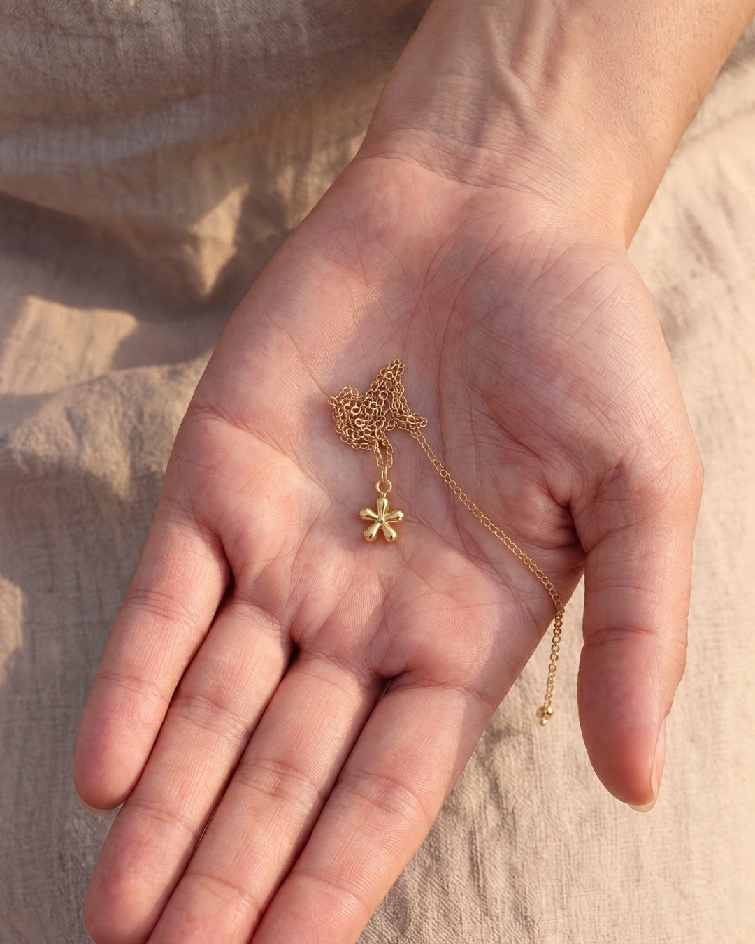 Daisy Necklace